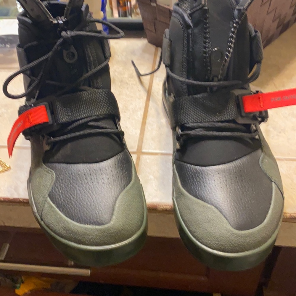 Nike Air Force 270